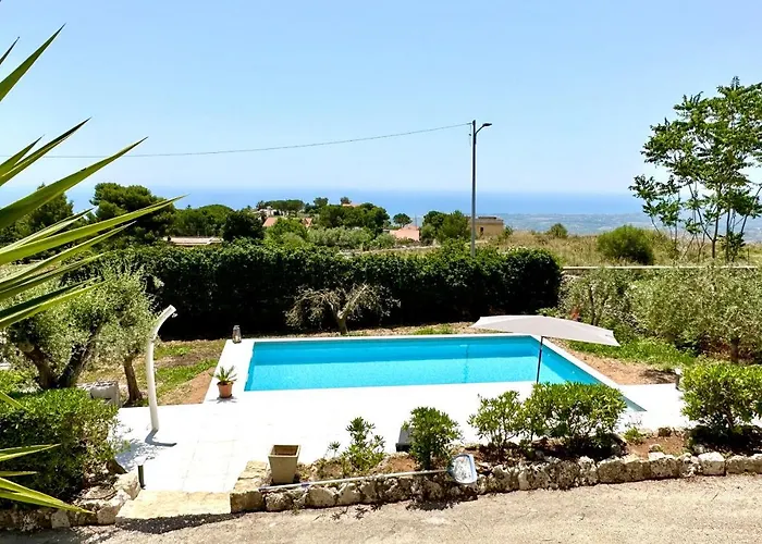 Tatil Evi Rina Avola